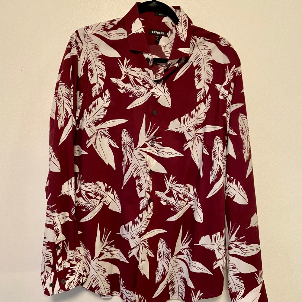 Express Men's Dress Shirt Size L NEVER WORN.